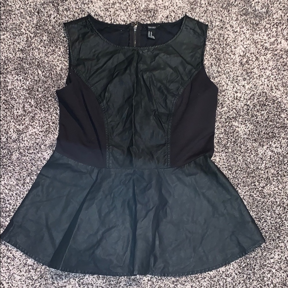 FOREVER21 WOMANS black faux leather tank SZ. 10